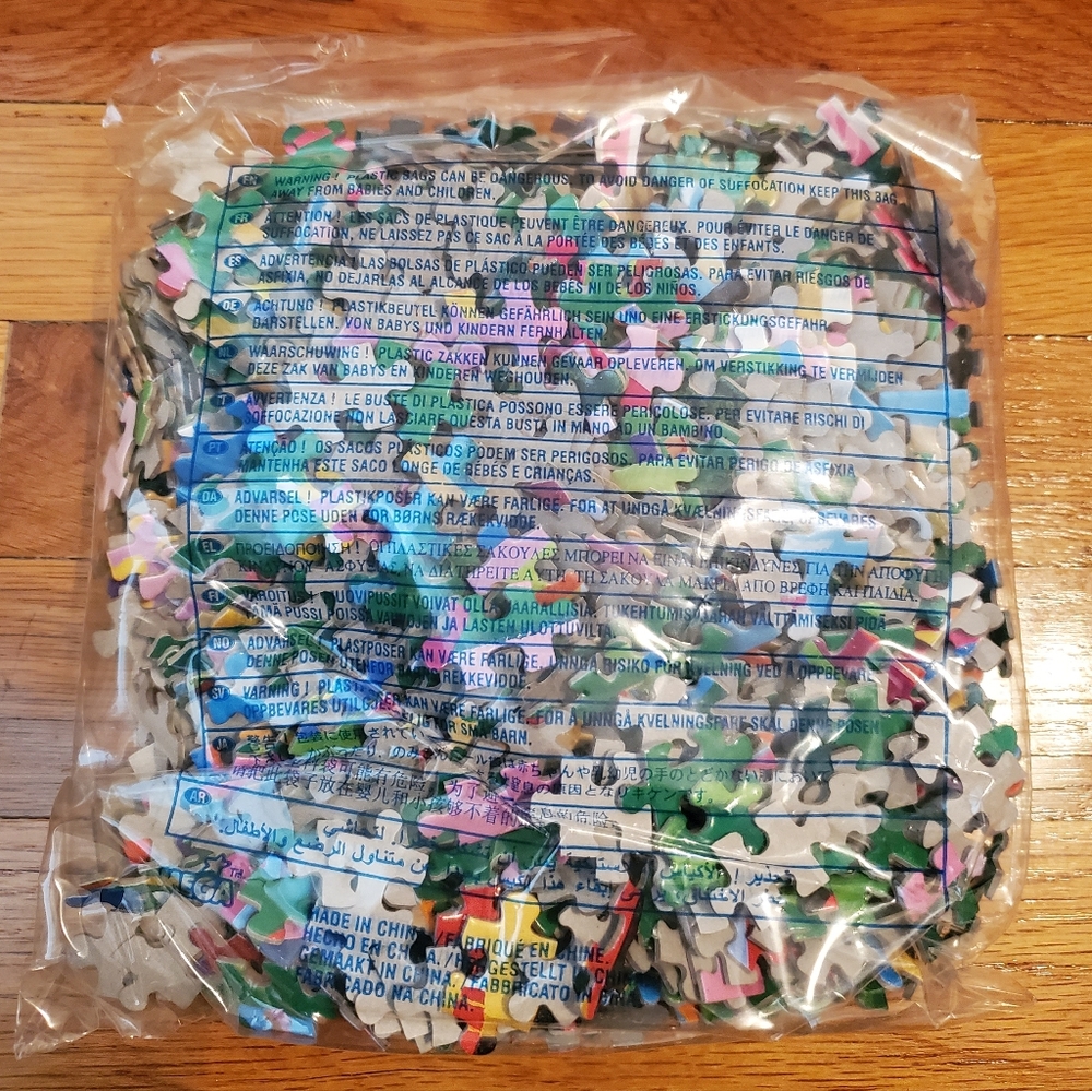 Mega Puzzles - 1000 Piece Puzzle - Picture 5 of 6